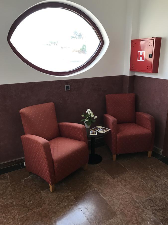 Compass Aparthotel Dobra Voda Dış mekan fotoğraf
