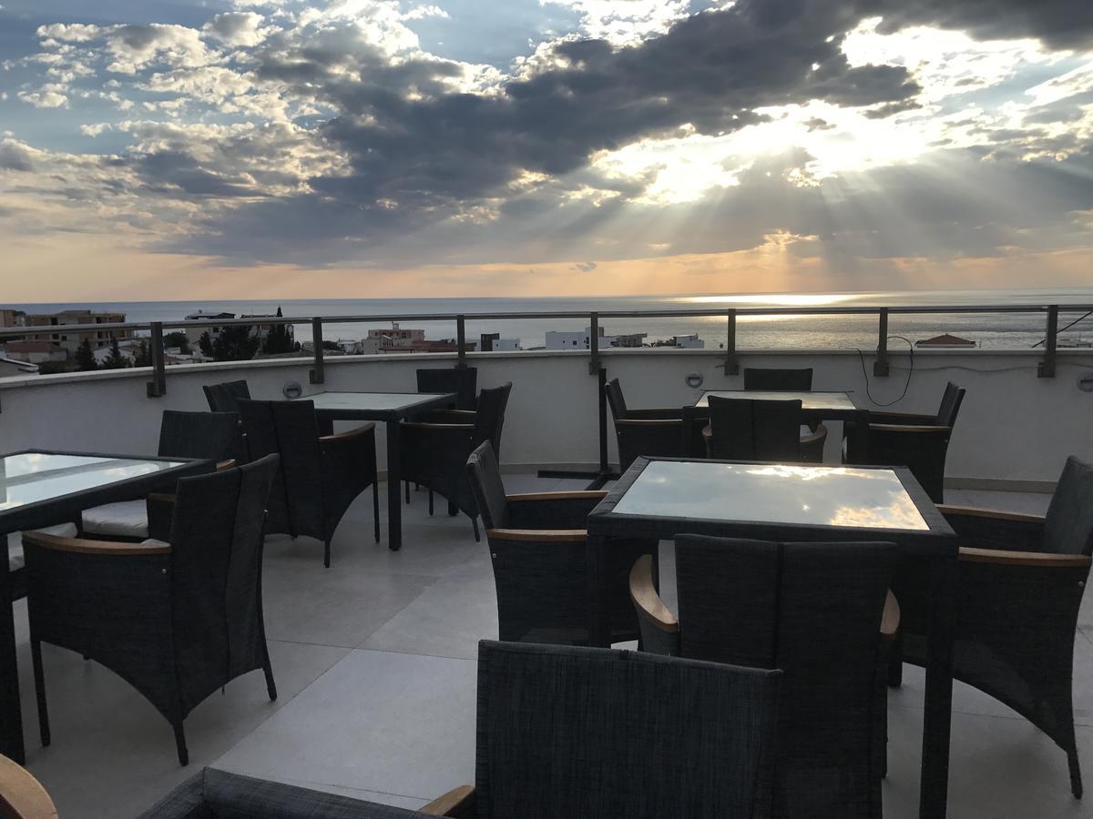Compass Aparthotel Dobra Voda Dış mekan fotoğraf