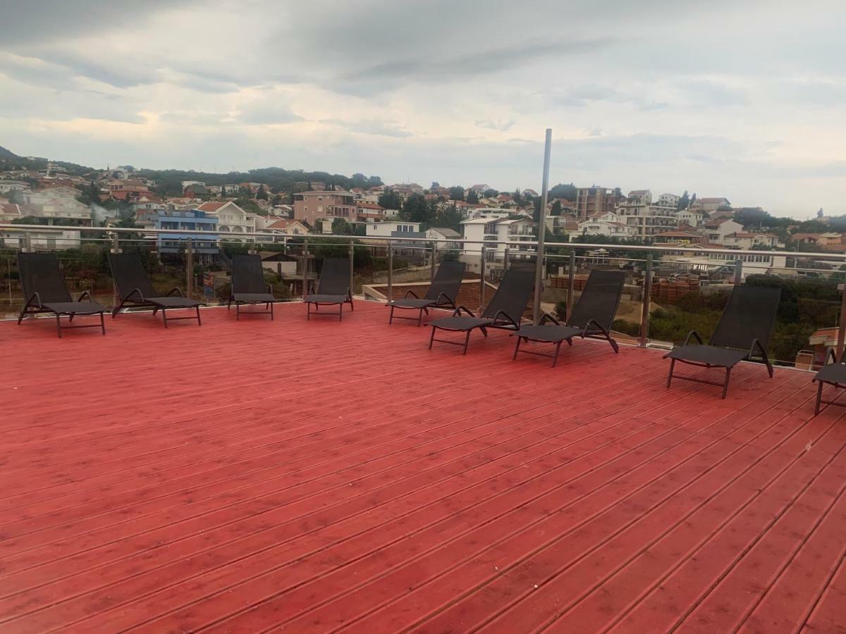Compass Aparthotel Dobra Voda Dış mekan fotoğraf