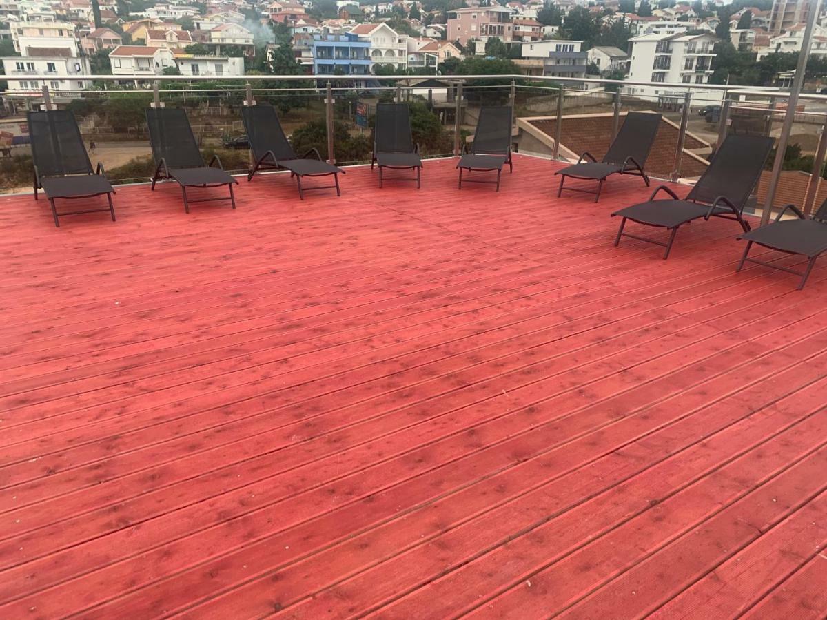 Compass Aparthotel Dobra Voda Dış mekan fotoğraf